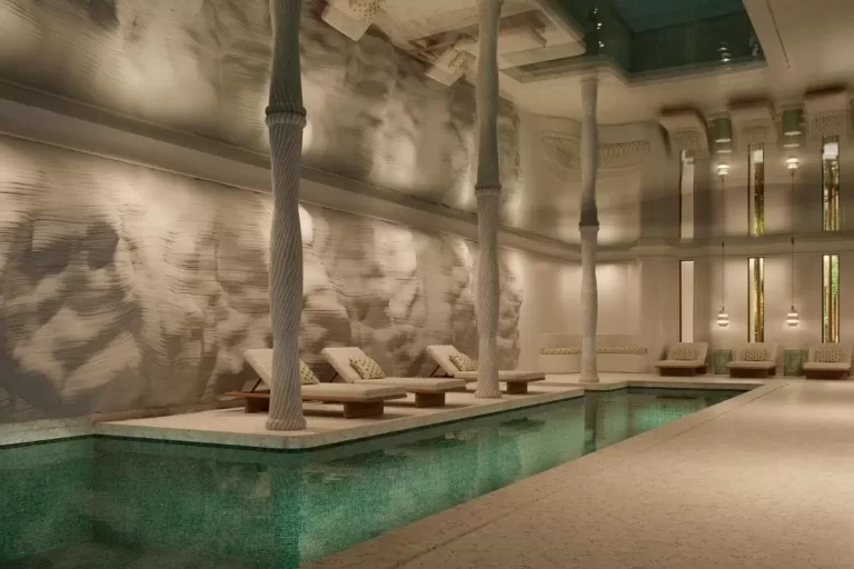 Hoteles con Piscinas Climatizadas en España