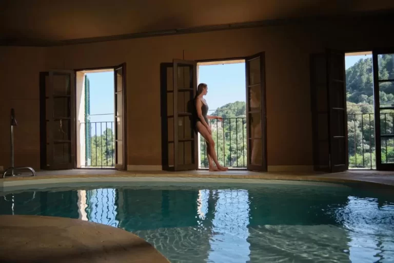 Hoteles con Piscinas con Vistas a la Montaña en España