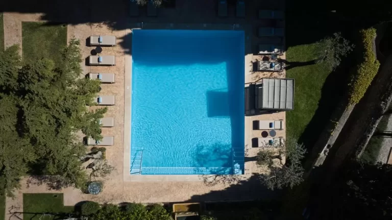 Hoteles con Piscinas Rectangulares al Aire Libre en España