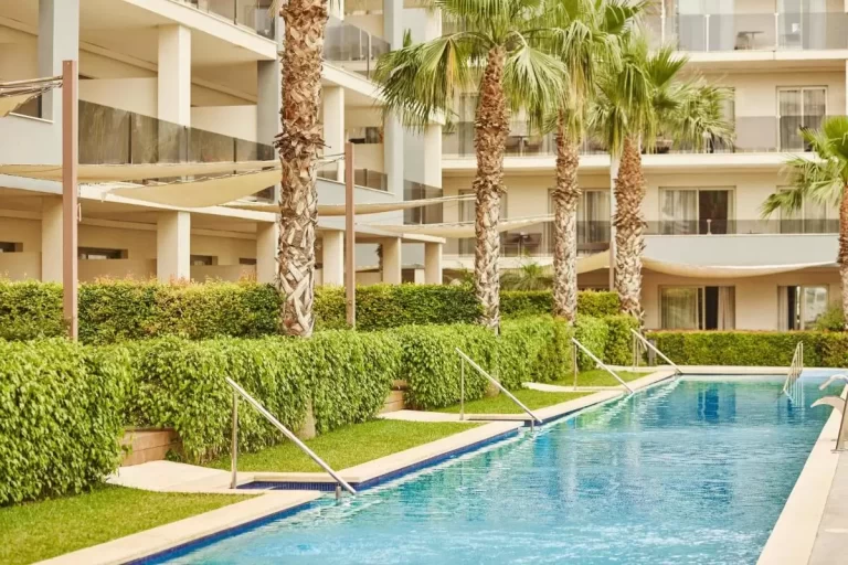 Hoteles con Piscinas con Vistas Urbanas en Mallorca